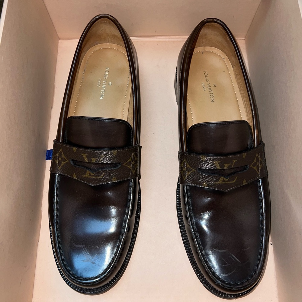 Louis Vuitton Sorbonne Loafers (sz 8.5 Men)